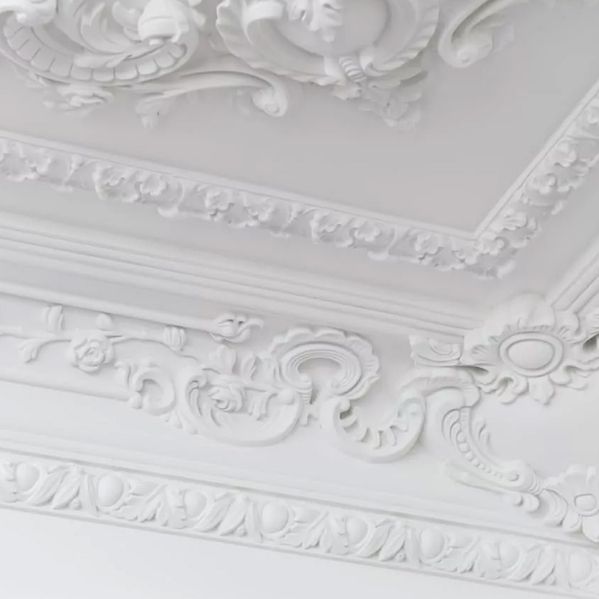 Stuck an einer Decke